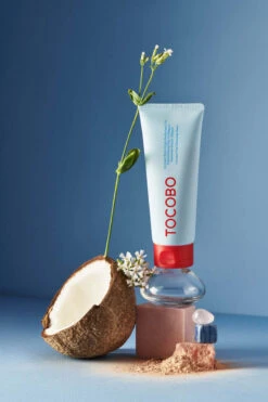 Coconut Clay Cleansing Foam (150ml) -Glow Skincare Store CoconutClayCleansingFoambyTOCOBO 150ml 3