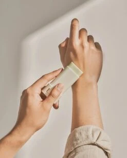 Matte Sun Stick (18g) 14 Matte Sun Stick (18g) -Glow Skincare Store MatteSunStick 18g 7