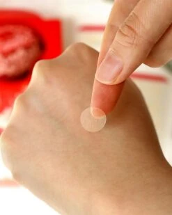 Witch Piggy Hell-Pore Blemish Spot Patch (44pcs) 10 Witch Piggy Hell-Pore Blemish Spot Patch (44pcs) -Glow Skincare Store WitchPiggyHell PoreBlemishSpotPatch 44pcs 4